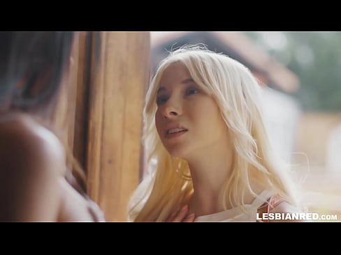 ❤️ Tagann an cailín abhaile cúpla mí ina dhiaidh sin agus itheann sí pussy a leasmham ❤️❌ Porn ardchaighdeáin ag ga.onlydesiporn.ru ❌